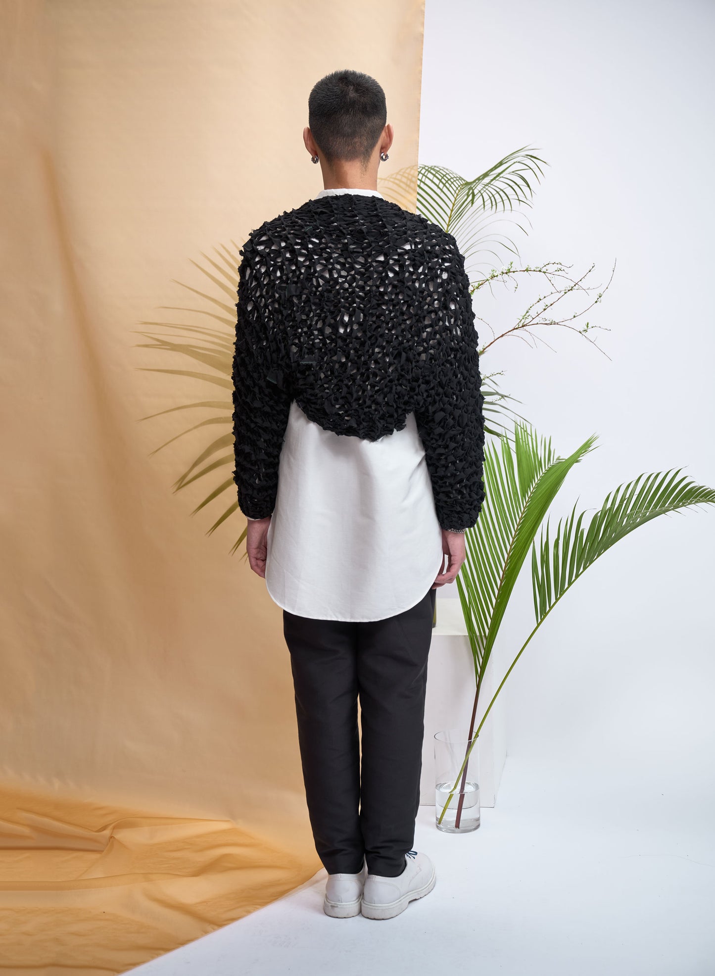 Hand-knitting Bolero