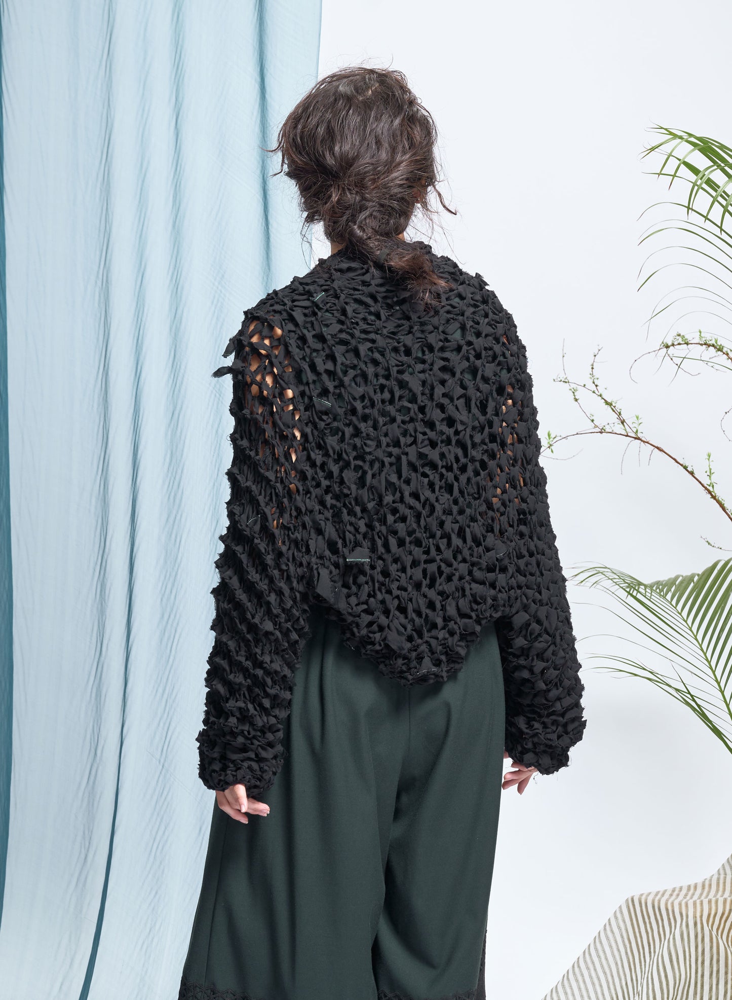 Hand-knitting Bolero