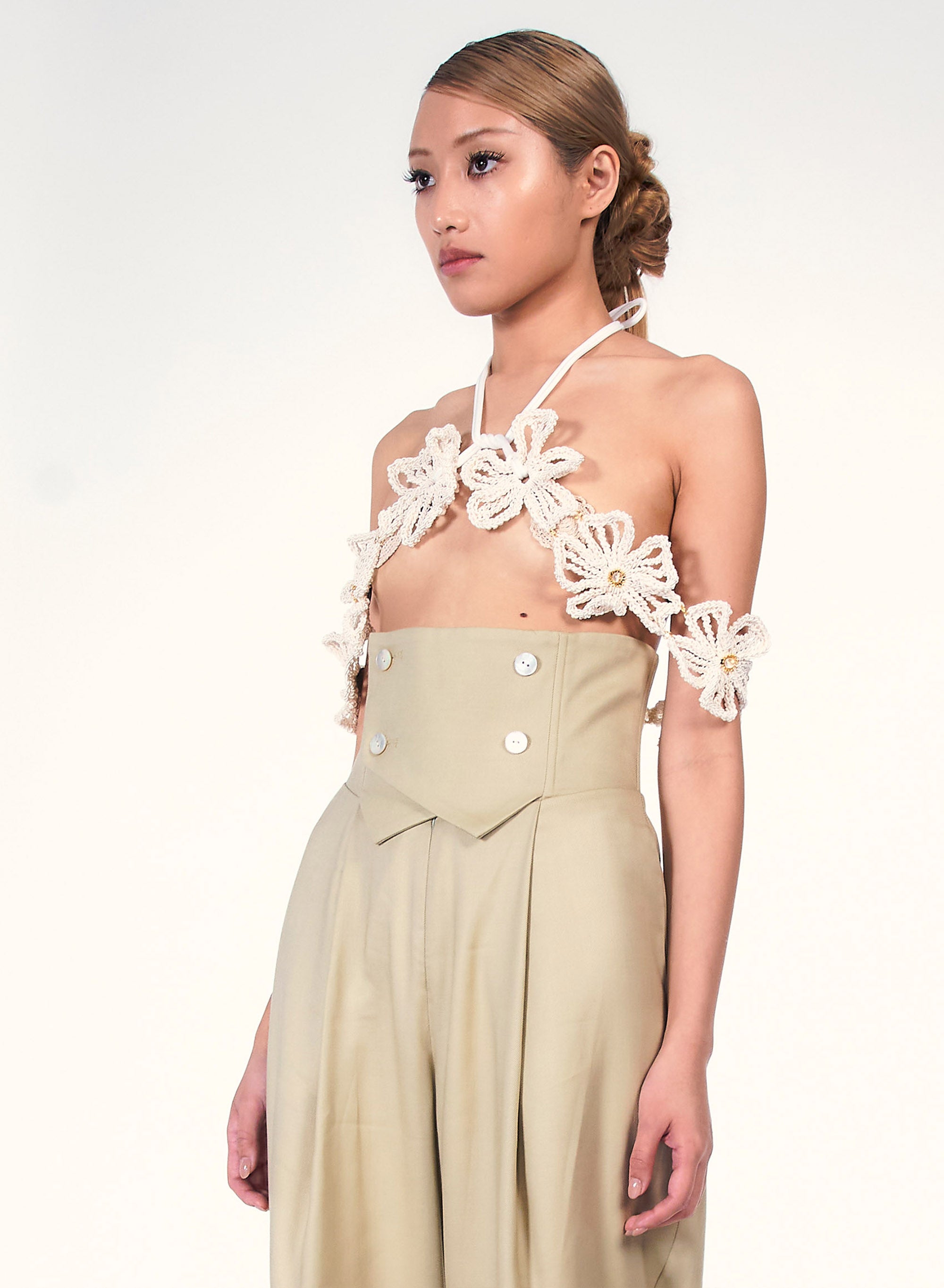 Crochet Floral Halter Collar Scarf (Off-White)