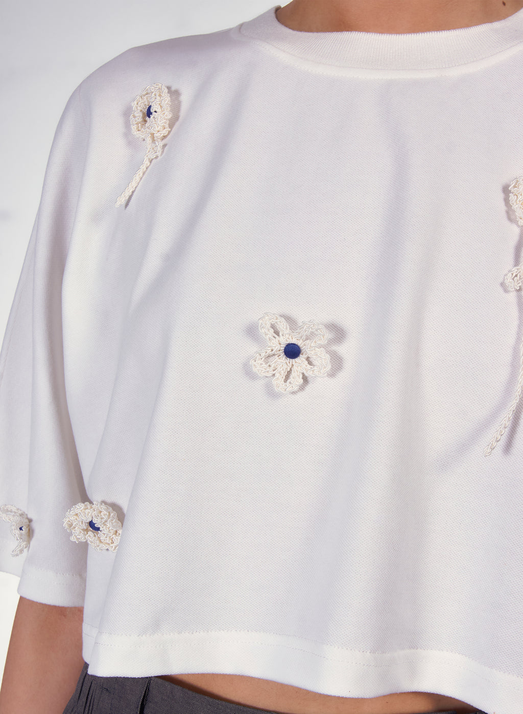 Flower crochet Tee