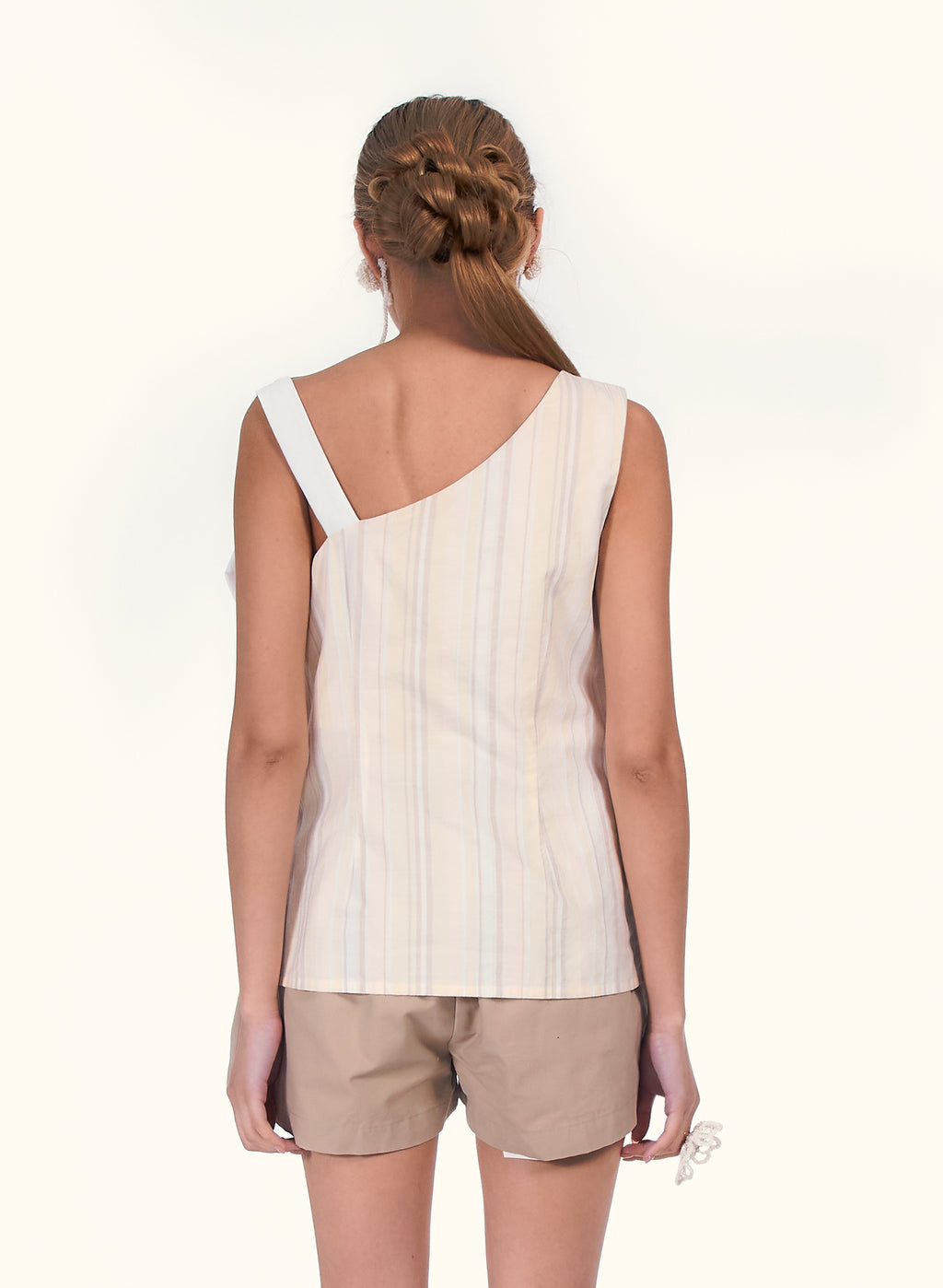 Evia Vest