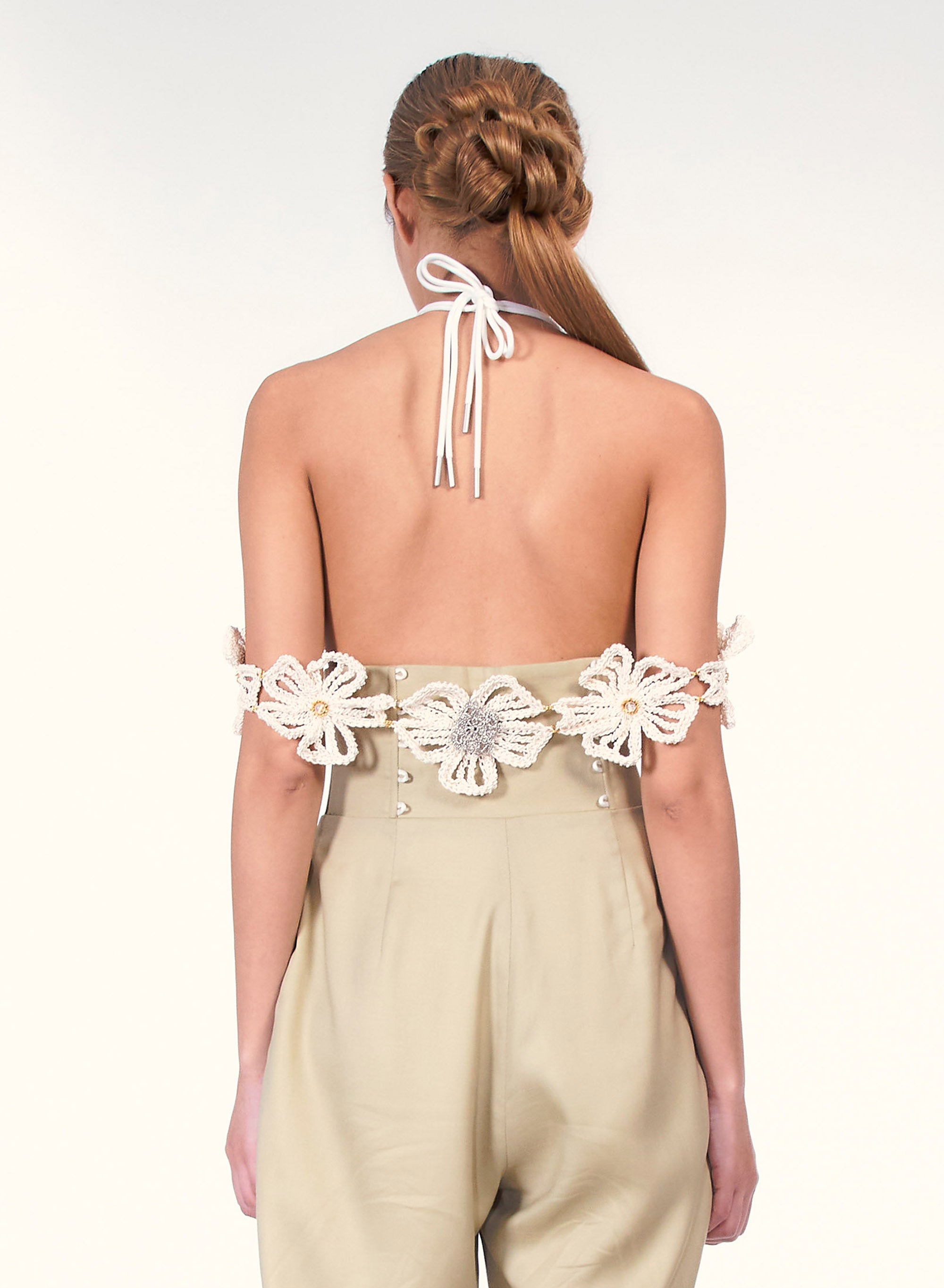 Crochet Floral Halter Collar Scarf (Off-White)